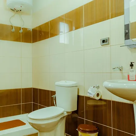 Shtino 3* Gjirokastër
