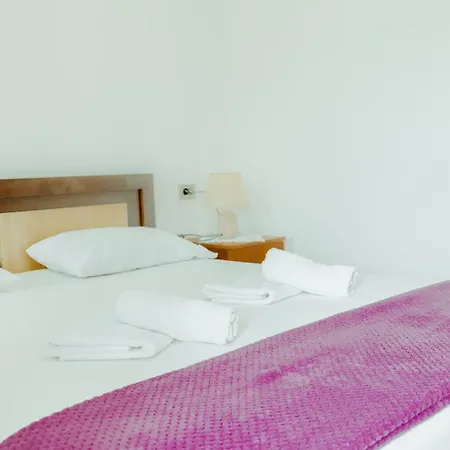 بيت ضيافة Shtino